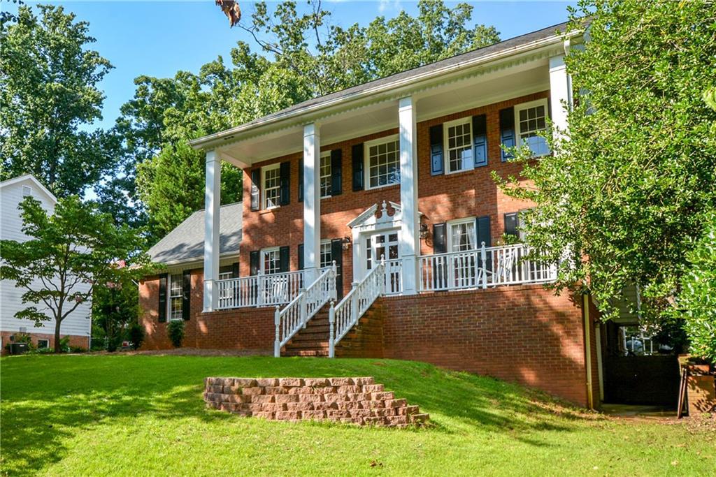 140 Harrington Ln., Lawrenceville, GA 30046