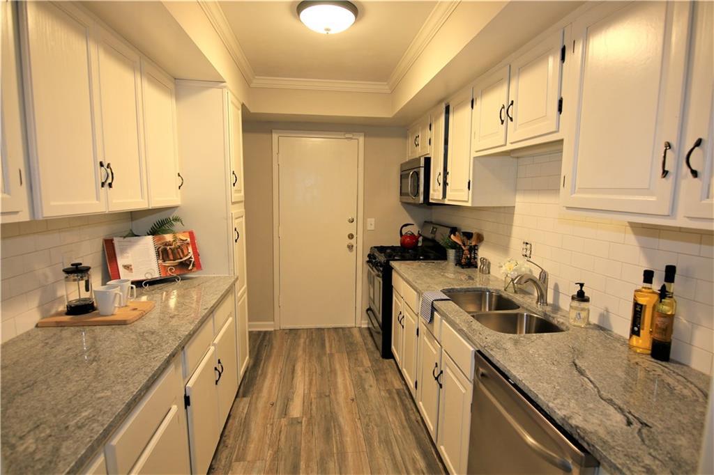 6851 Roswell Rd. #F2, Atlanta, GA 30328