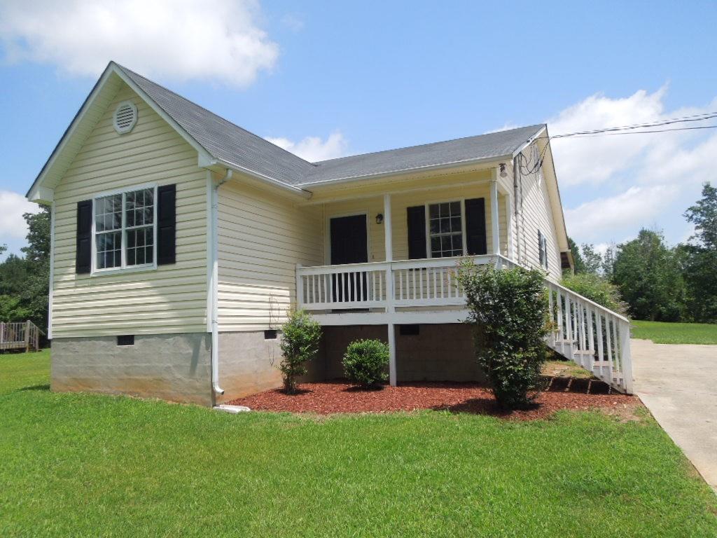 40 Horseshow Rd., Adairsville, GA 30103