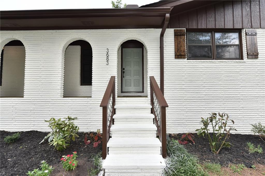 3683 Roman Woods Dr., Lithonia, GA 30038