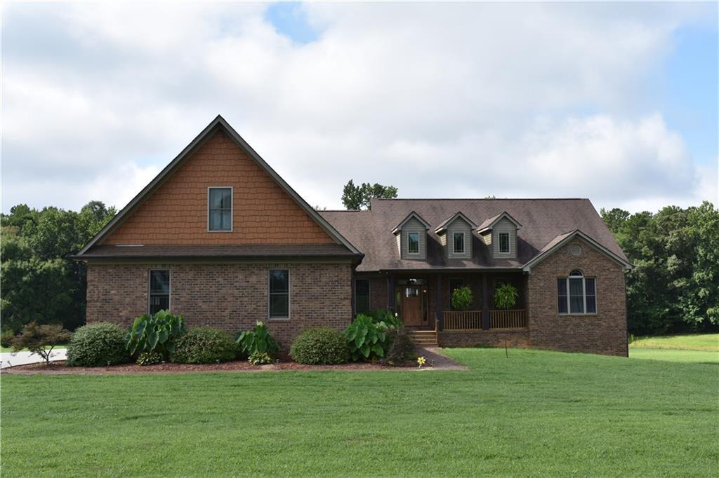 517 Rowe Rd, Senoia, GA 30276