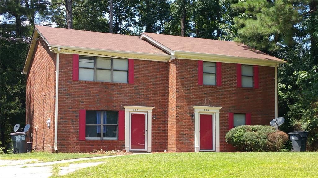 794 Yorkshire Ln., Lawrenceville, GA 30044