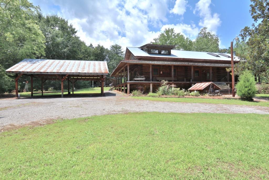 9280 Meadowbrook Dr., Gainesville, GA 30506