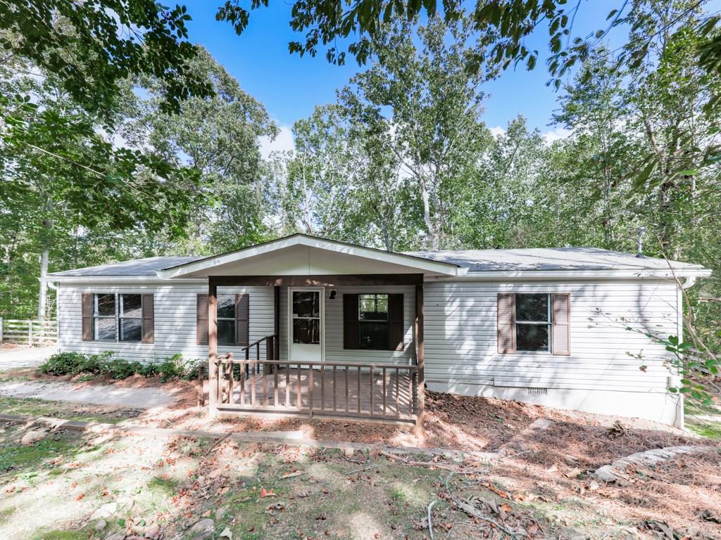 564 Cherokee Forest Park Dr., Ball Ground, GA 30107