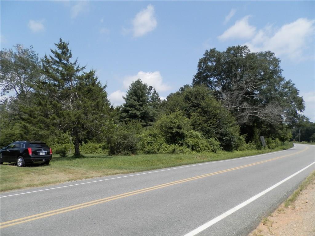 3527 Yellow Creek Rd., Ball Ground, GA 30107