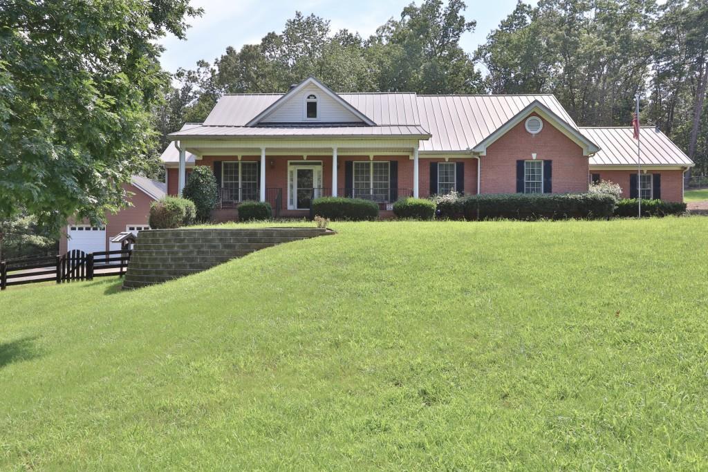 600 Harrison Farm Rd., Ball Ground, GA 30107