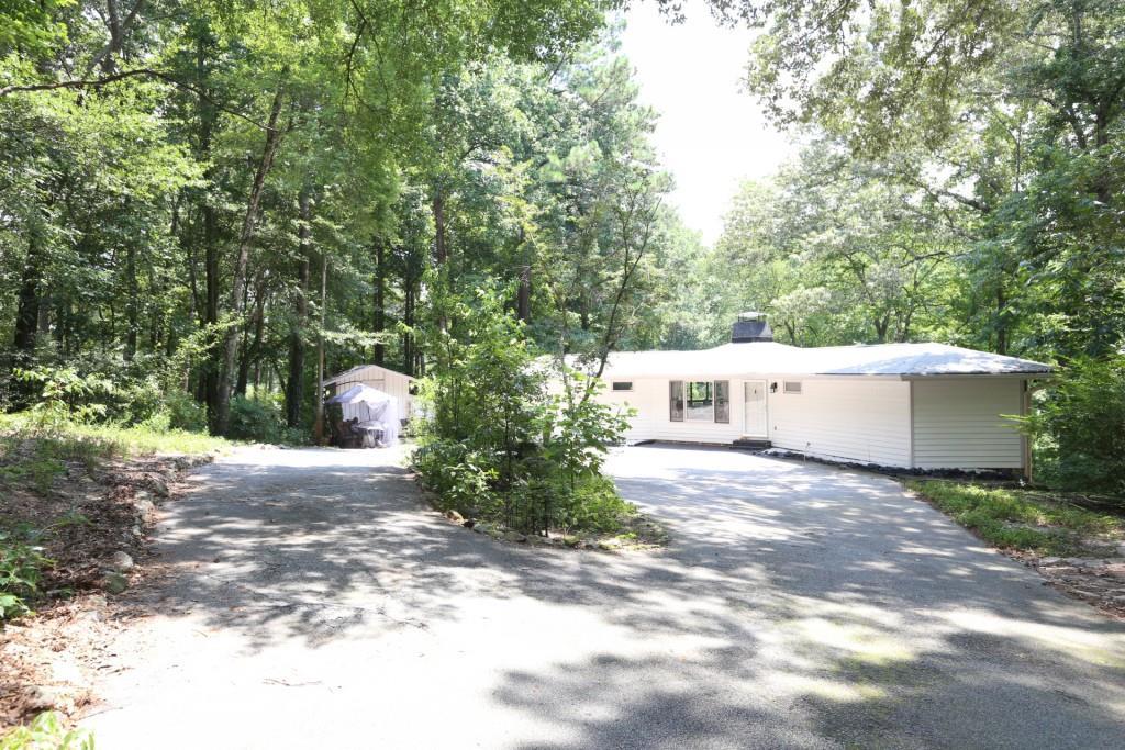 1535 Twin Valley Tr., Lithonia, GA 30058