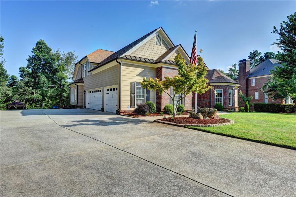 6729 Great Water Dr., Flowery Branch, GA 30542