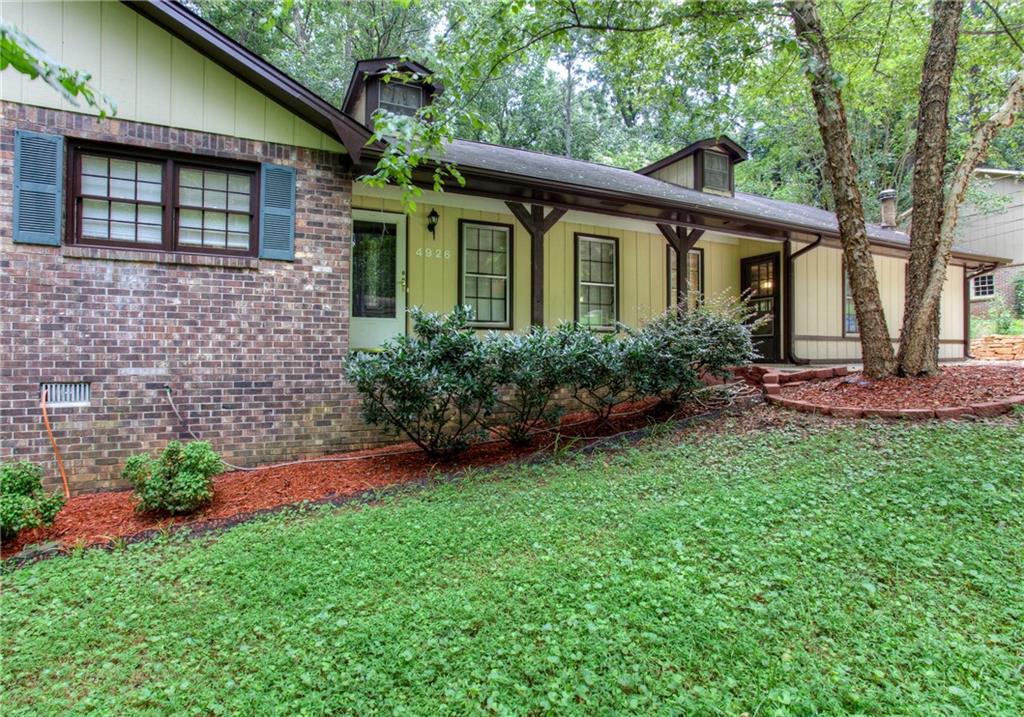 4926 Rock Haven Dr., Lilburn, GA 30047