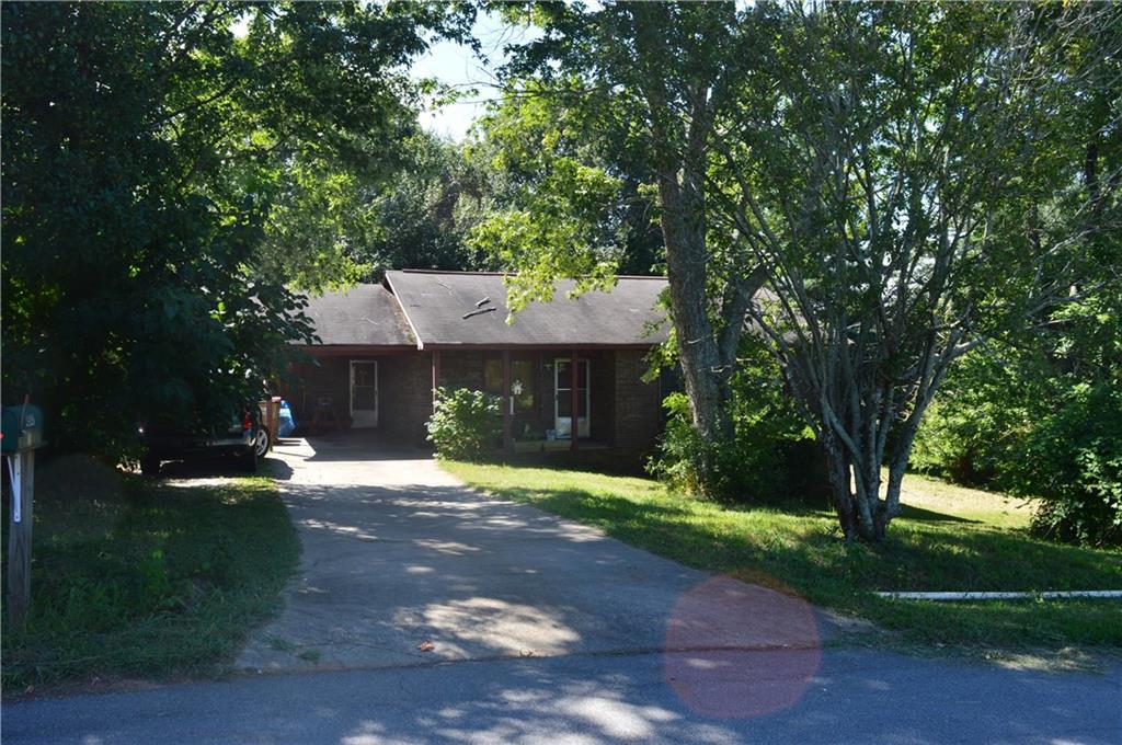 4547 Strickland Blvd., Flowery Branch, GA 30542