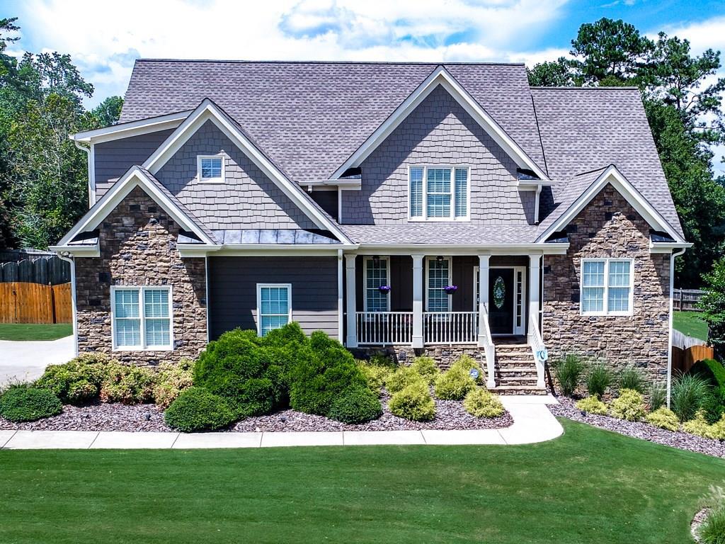107 Autumn Glen Dr., Woodstock, GA 30188