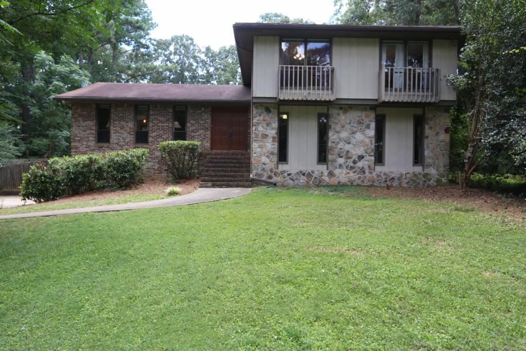 5504 Ryan Ct., Stone Mountain, GA 30087
