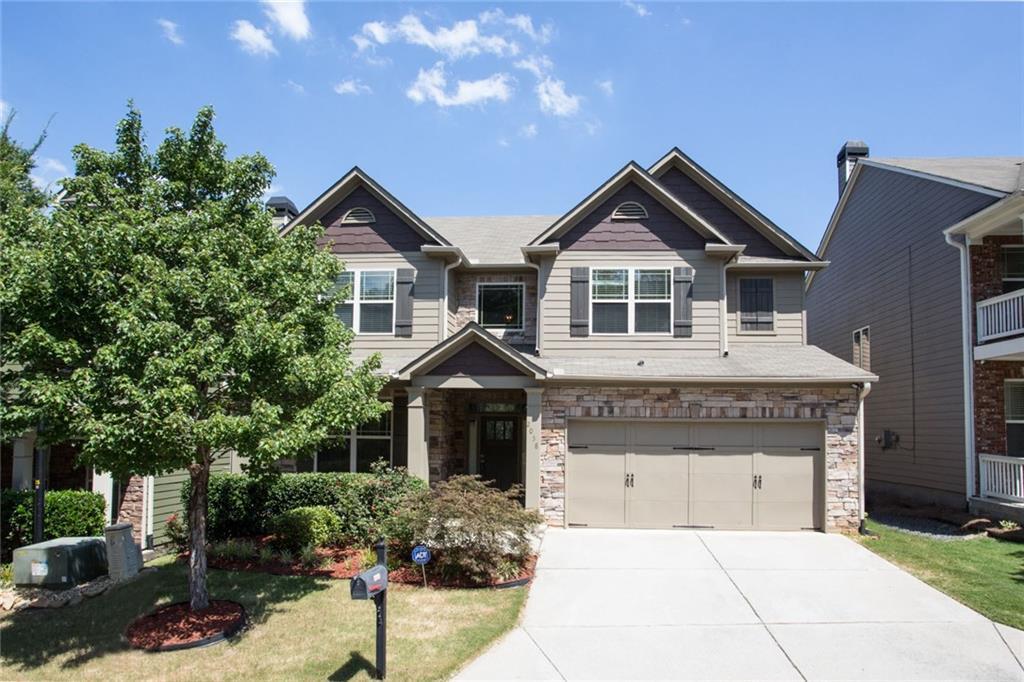 2058 Village Crest Dr., Atlanta, GA 30318