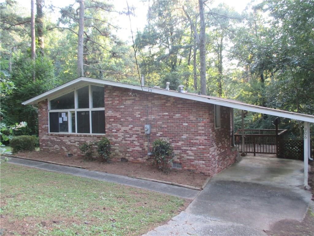 906 Brookdale Pl., Decatur, GA 30033