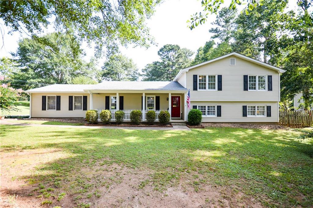 620 Tanner Rd., Dacula, GA 30019