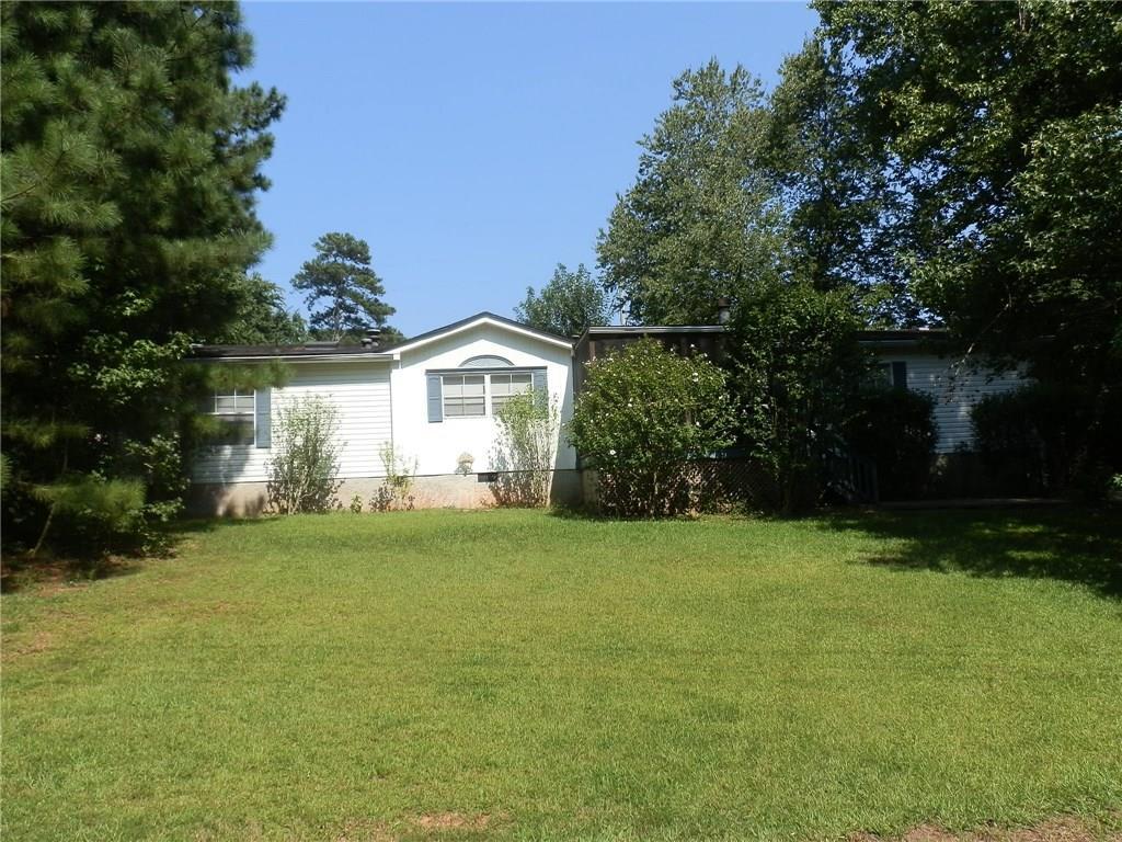 12 Woodcrest Rd., Acworth, GA 30102