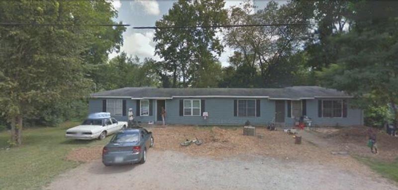 220 Tuskeegee Ave., Griffin, GA 30223