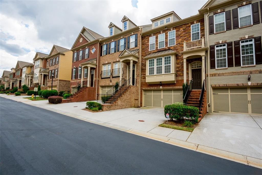 1889 Ridgemont Ln. #32, Decatur, GA 30033