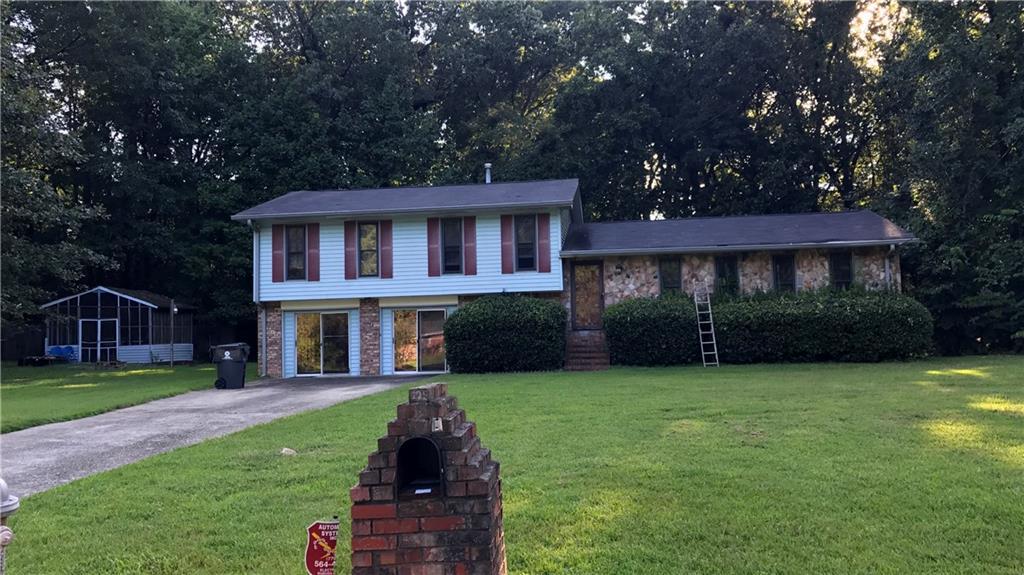 125 Valle Jo Ct., Atlanta, GA 30349