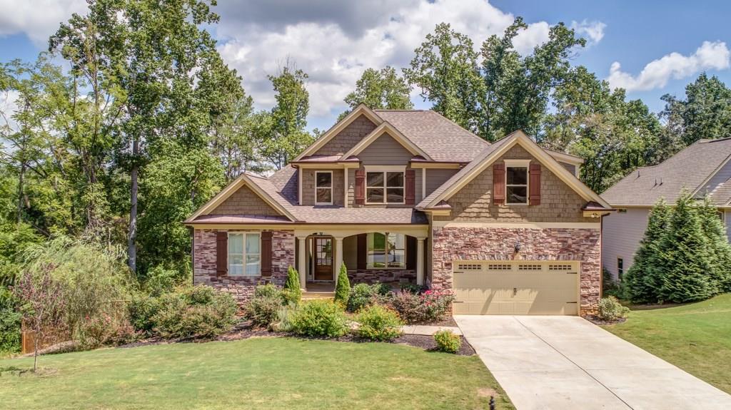 211 Erin Ln., Ball Ground, GA 30107