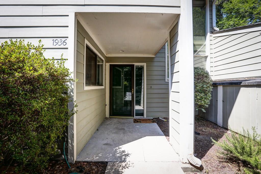 1936 Variations Dr., Atlanta, GA 30329