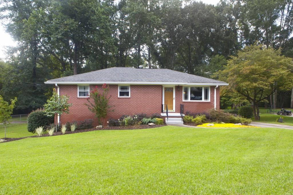 3296 Woodview Dr., Smyrna, GA 30082
