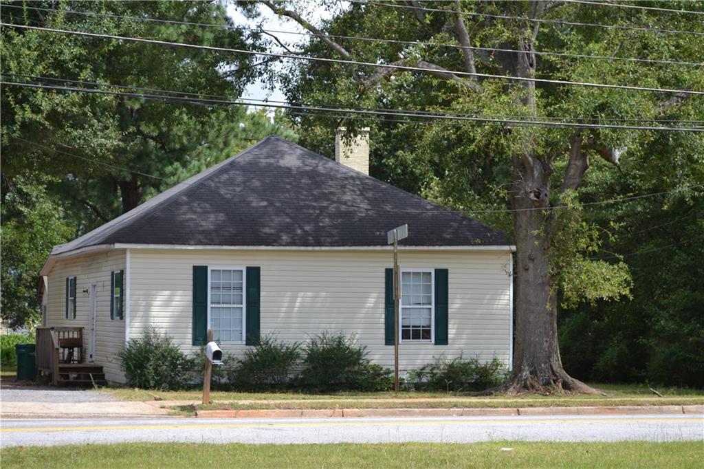 1629 Hawthorne Ave., Smyrna, GA 30080