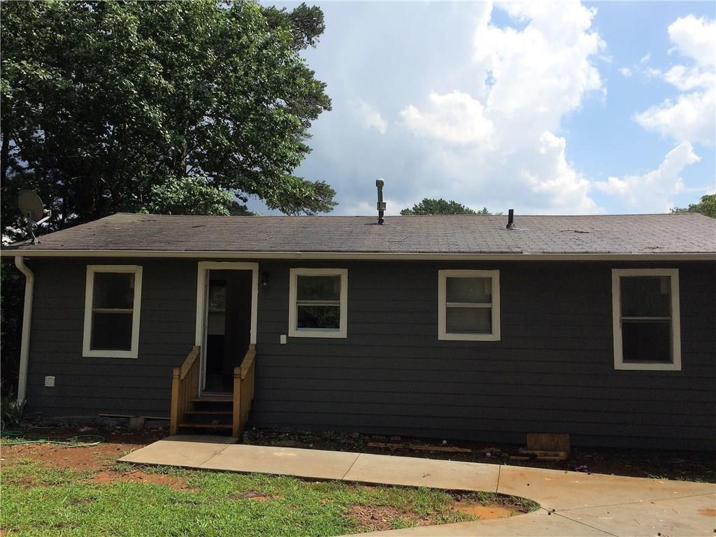 608 Cole Dr., Lilburn, GA 30047