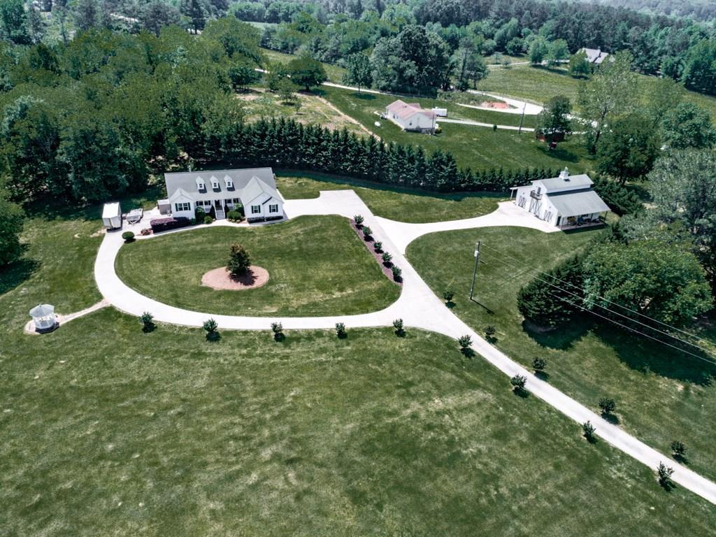 849 Dean Mill Rd., Talking Rock, GA 30175