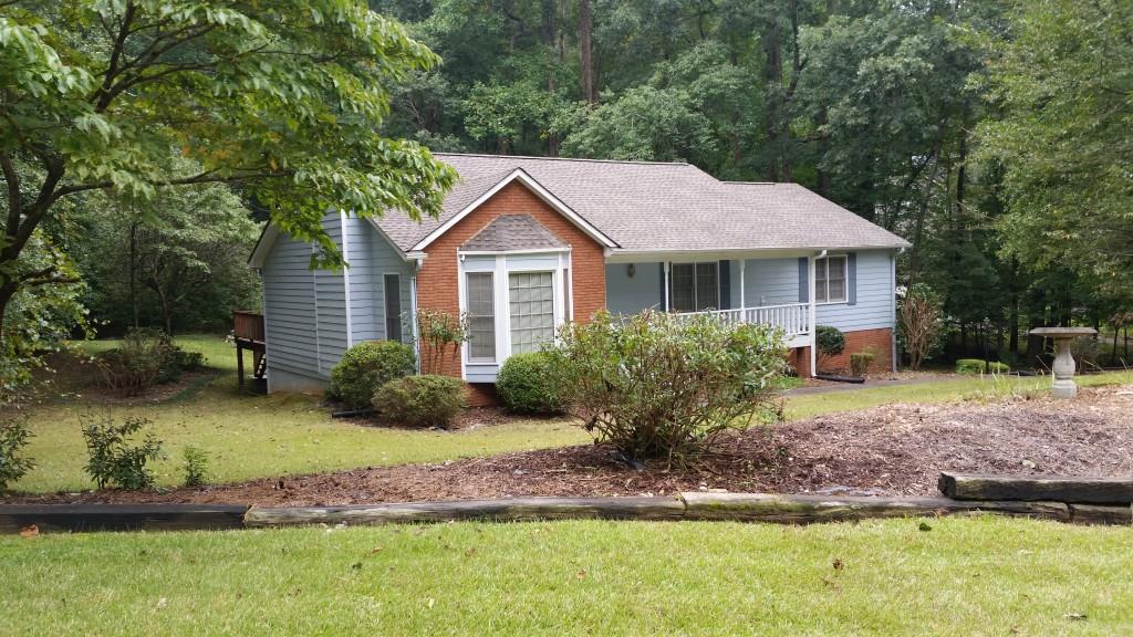 156 Junaluska Dr., Woodstock, GA 30188