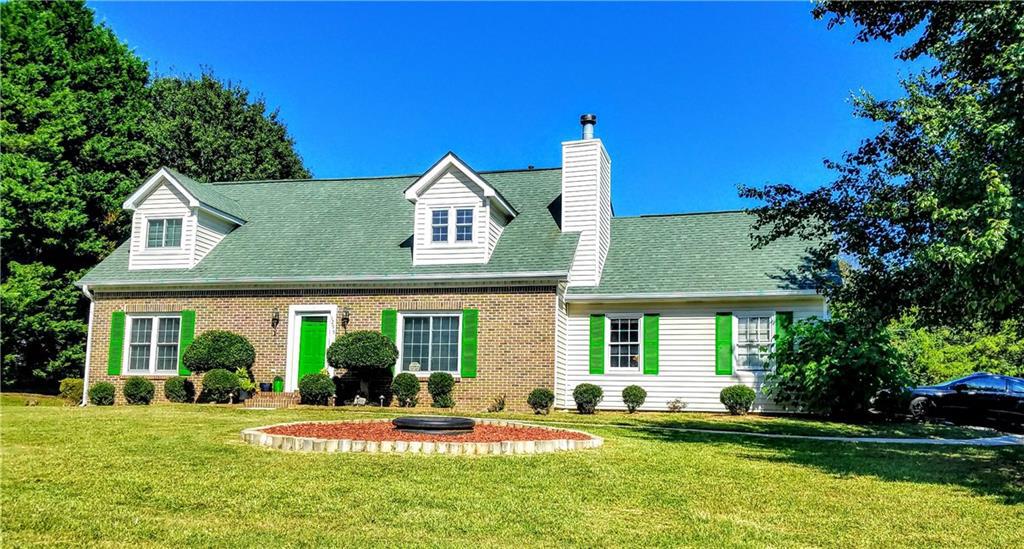 1295 Summit Point Ln., Snellville, GA 30078