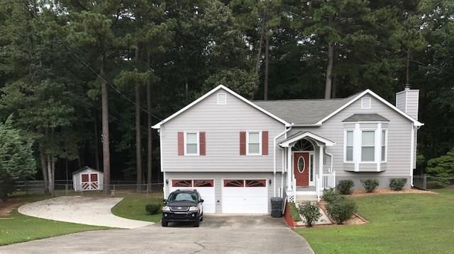 112 Silverthorne Pl., Douglasville, GA 30134