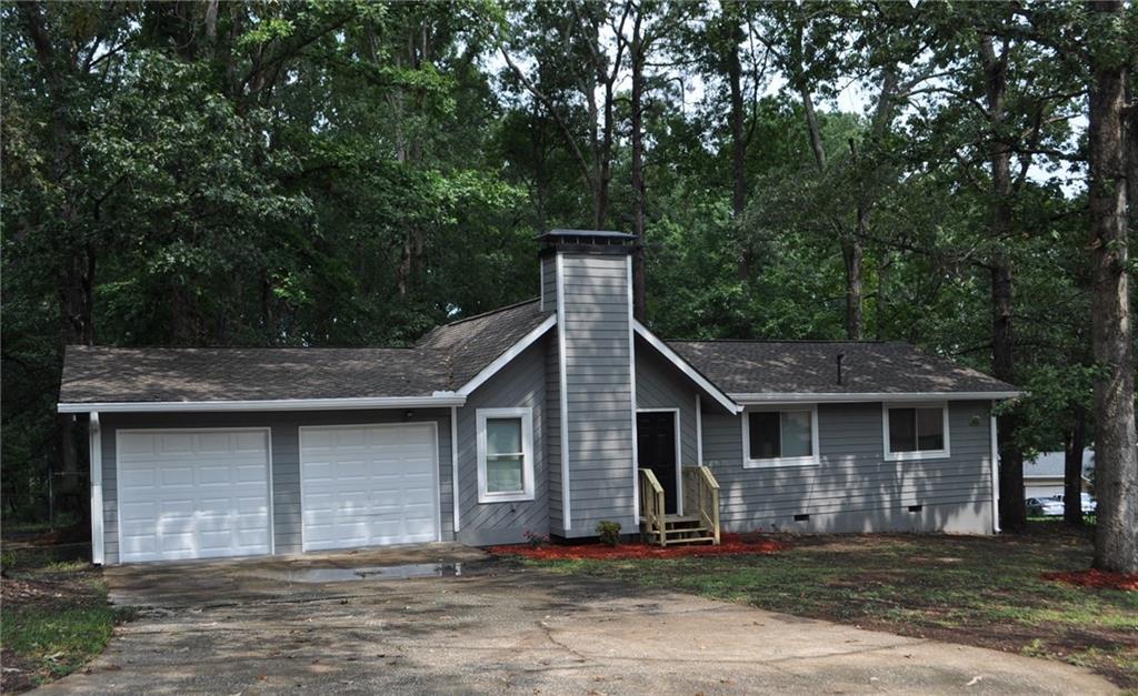 6814 Laurel View Ct., Douglasville, GA 30135
