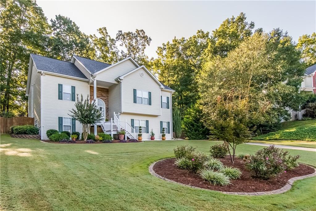 1062 Fieldstone Dr., Canton, GA 30114