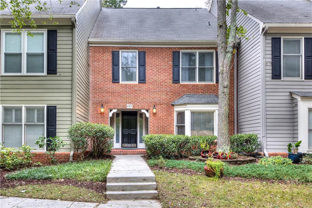 405 Bainbridge Dr., Sandy Springs, GA 30327