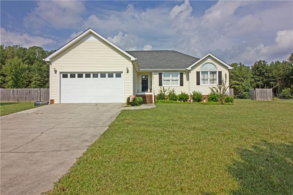 65 Windmill Dr., Silver Creek, GA 30173