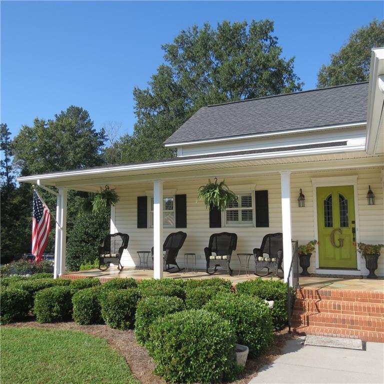 917 Big Springs Rd., Calhoun, GA 30701