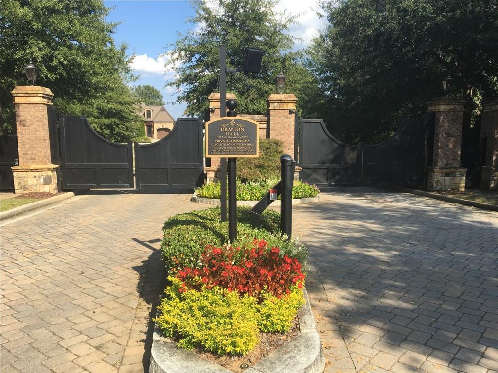 2809 Carson Garret Ct., Buford, GA 30519