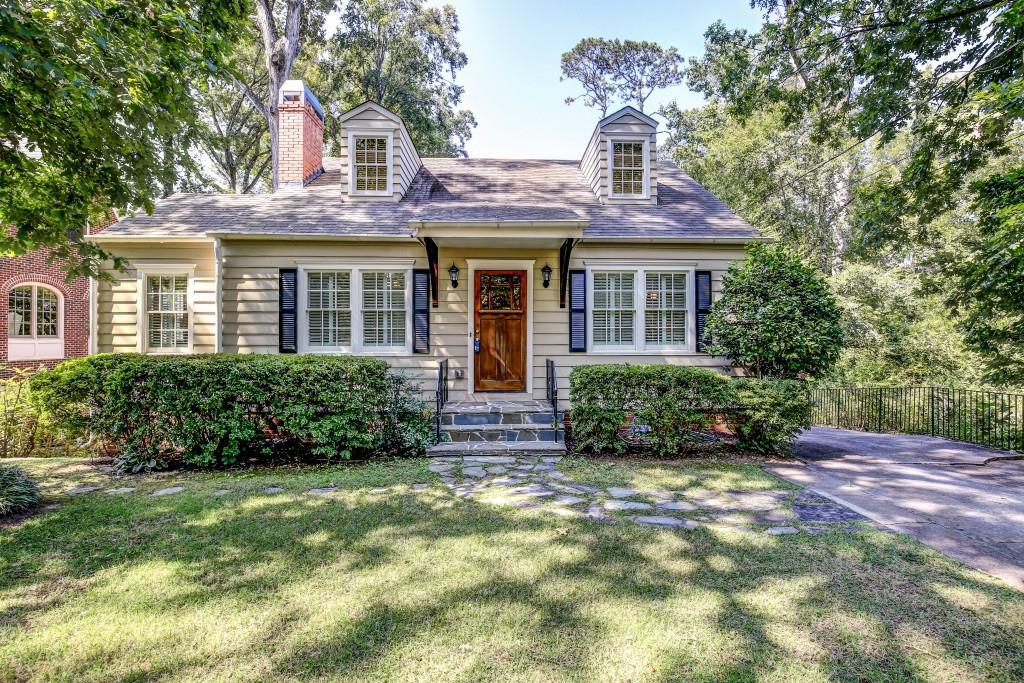 512 Emory Cir., Atlanta, GA 30307