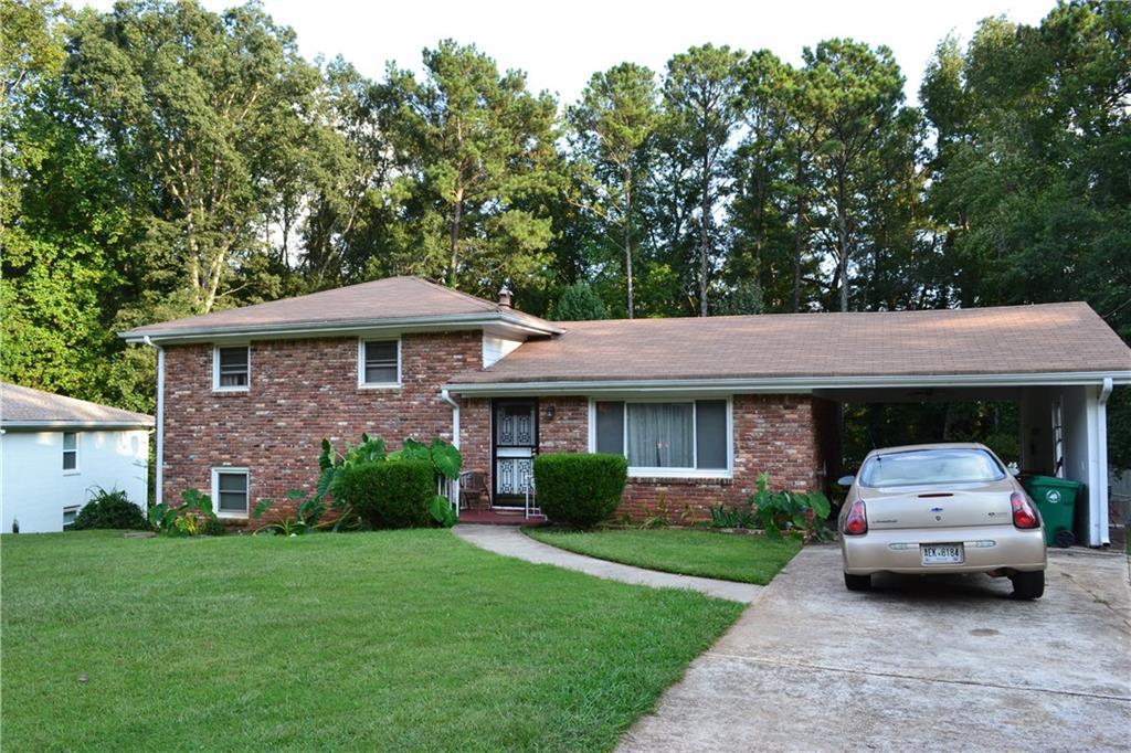 1876 Delphine Dr., Decatur, GA 30032