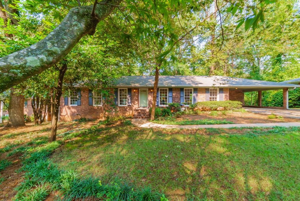 861 Valleymeade Dr., Marietta, GA 30067