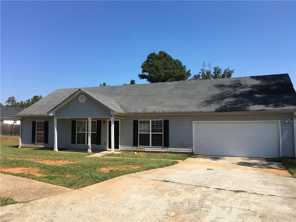 1108 Meadow Walk Dr., Monroe, GA 30656