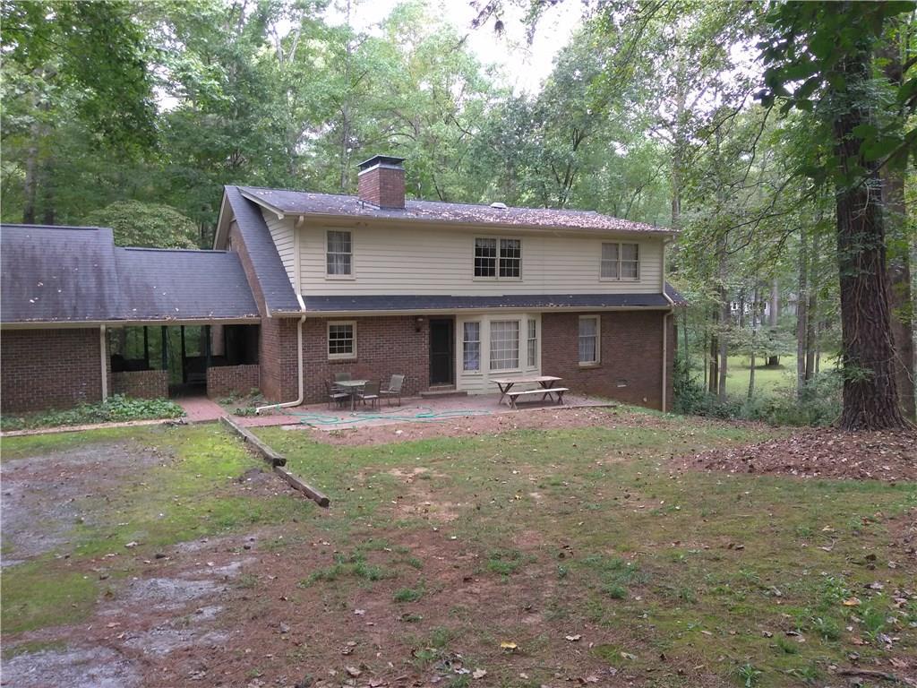 1216 Oleander Dr., Lilburn, GA 30047