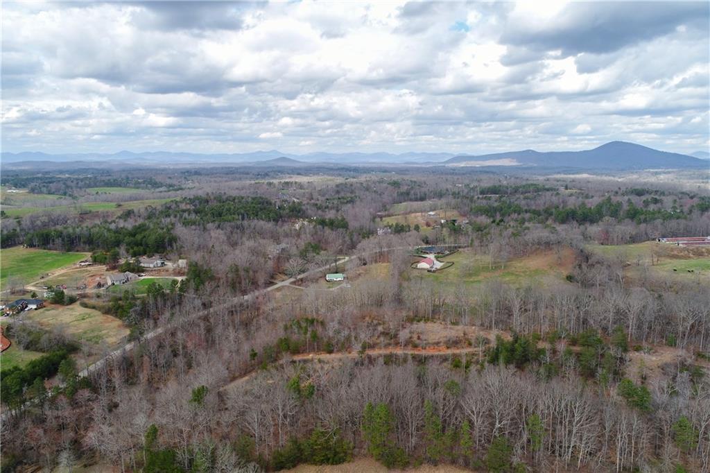 5260 Britt Whitmire Rd., Gainesville, GA 30506