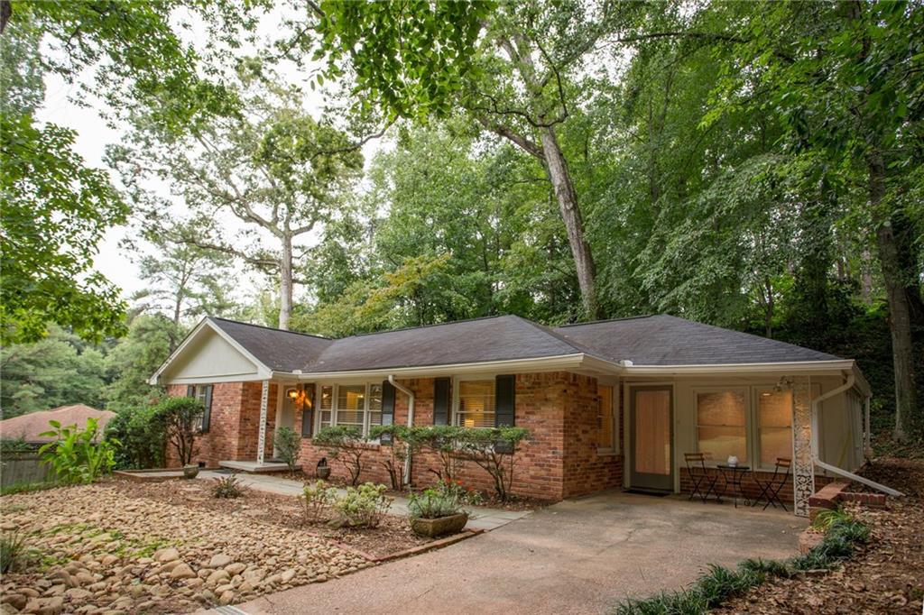 1076 Latham Rd., Decatur, GA 30033