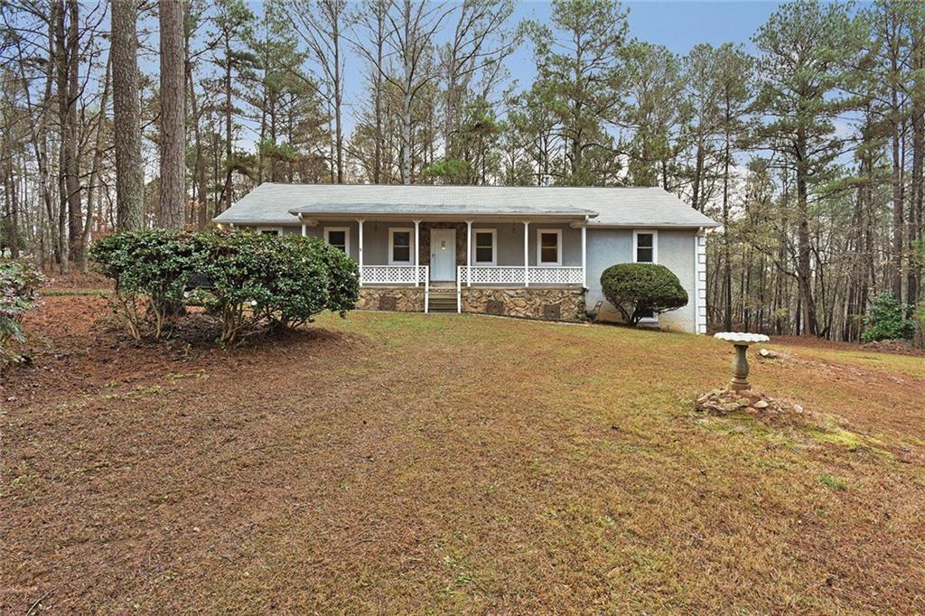 23 Angie Ct., Stockbridge, GA 30281
