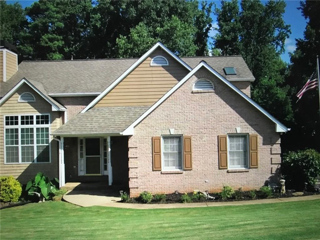 1567 Casper Hill Dr., Buford, GA 30519