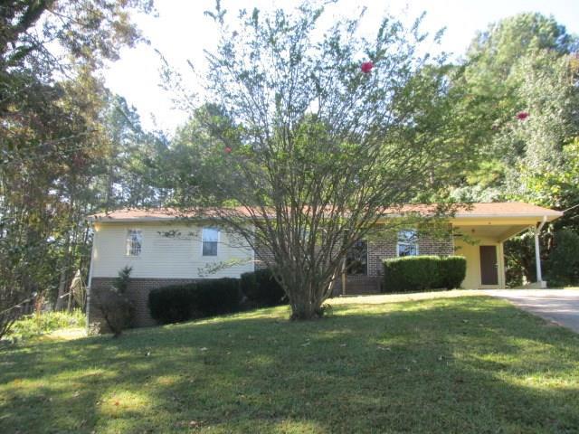 18 Woodberry Dr., Silver Creek, GA 30173