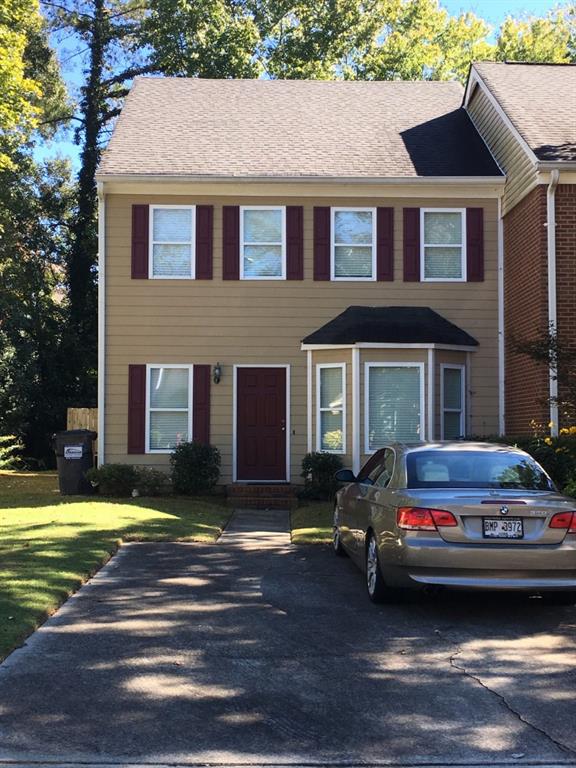 590 Harcourt Pl., Marietta, GA 30067