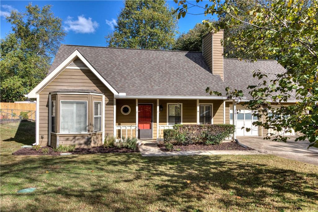 5794 Stonehaven Dr., Kennesaw, GA 30152
